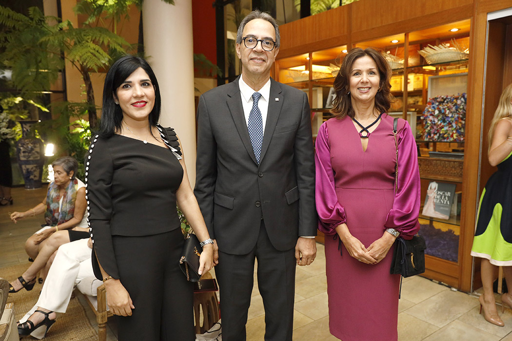 Mariel Bera, José Mármol y Carmen Rita Cordero